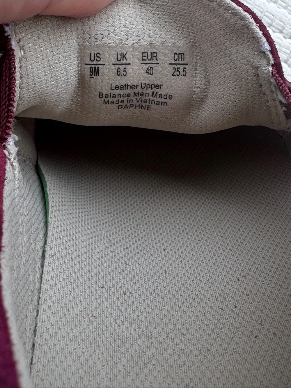 Retail: $110 Naturalizer Daphne Burgundy Suede Chain Platform Sneaker 9M NEW